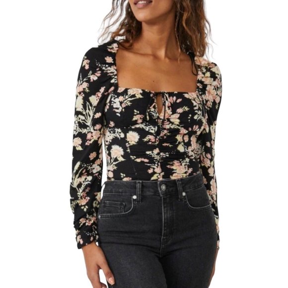 NWT $98 Free People Hilary Printed Top Size Small Black Combo Smocked Blouse S - Picture 2 of 16